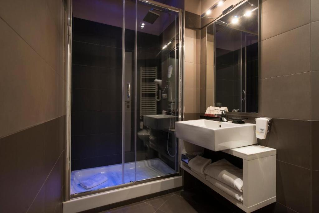 San Pietro Suites Рим Экстерьер фото